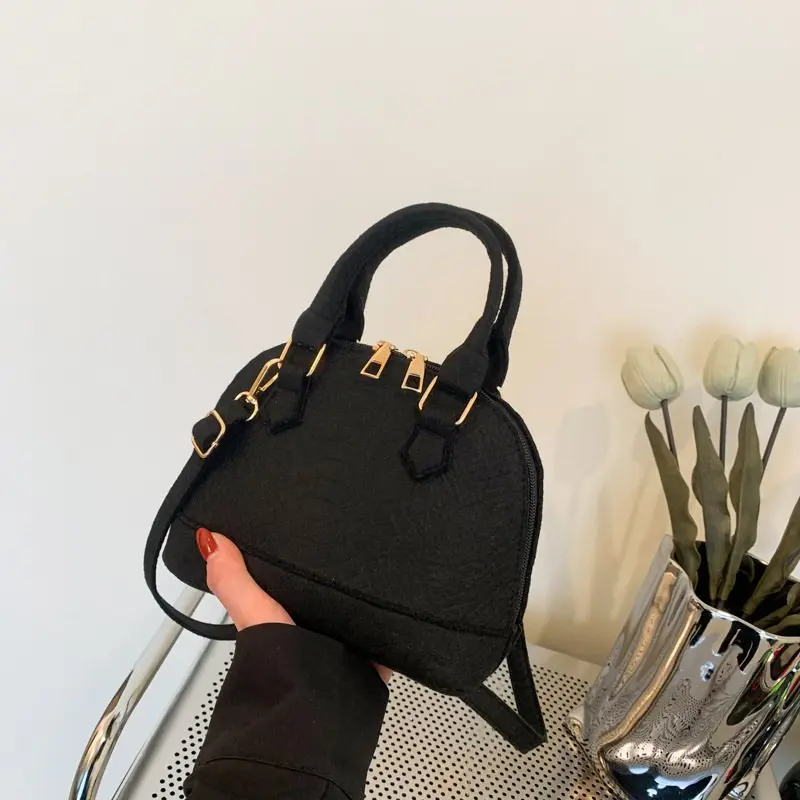 nova-bolsa-de-ombro-retro-faionavel-para-mulheres-bolsa-transversal-simples-e-casual-bolsa-de-veludo-leve-primavera