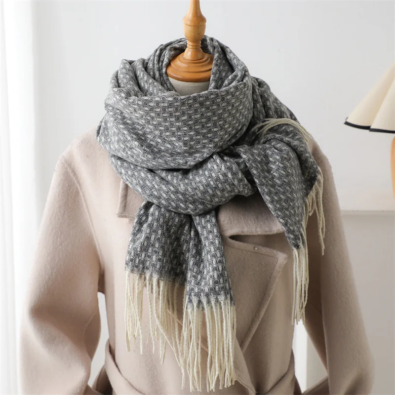 Korea Styles New Fashion Imitation Cashmere Scarf for Autumn and Winter Warm Scarf Women\'s Thick Shawl Pashmina Scarves Luxury