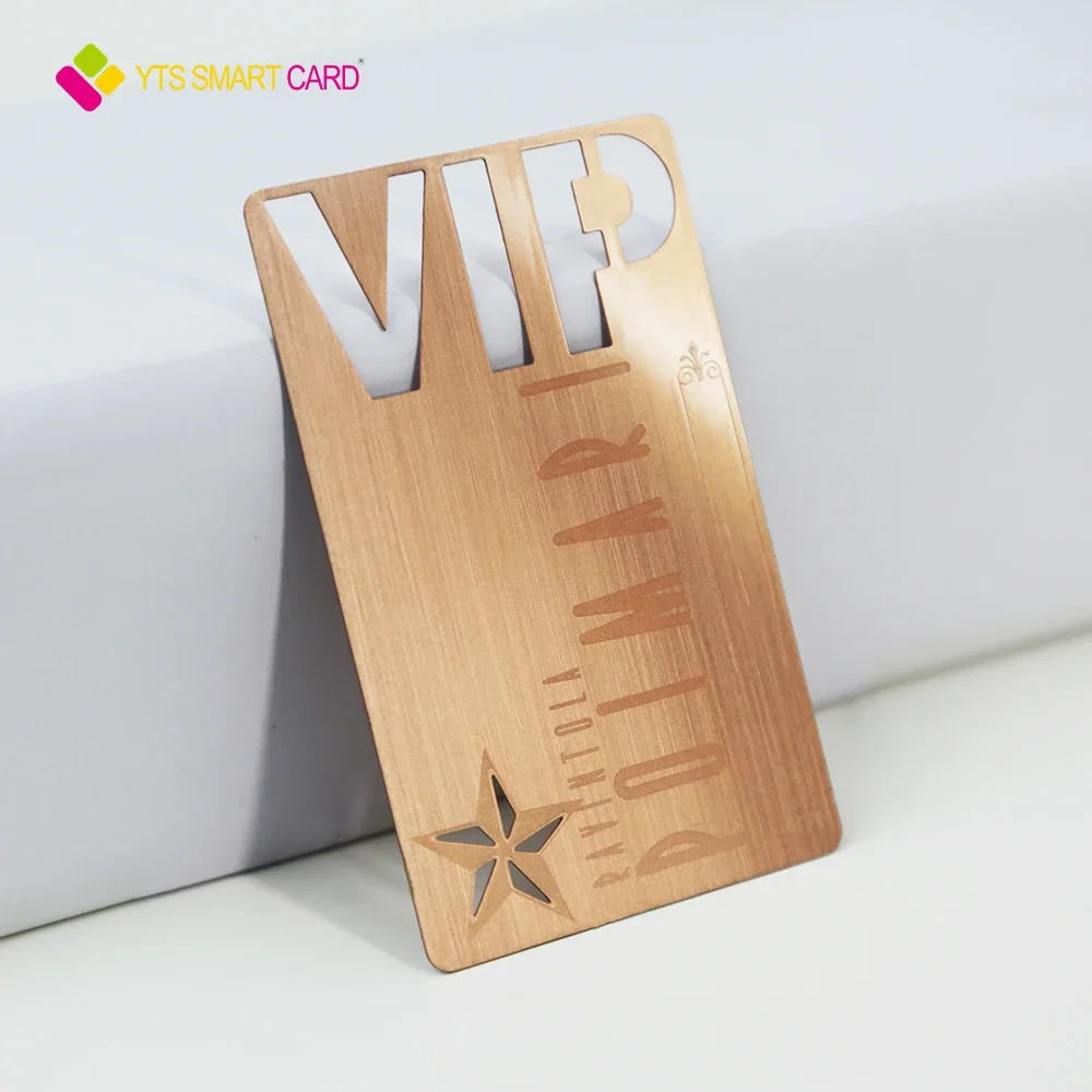 YTS مخصصة Nfc Smart Chip PvcRfid Card 13.56mhz بطاقة ائتمان الأعمال المعدنية للتحكم في الوصول