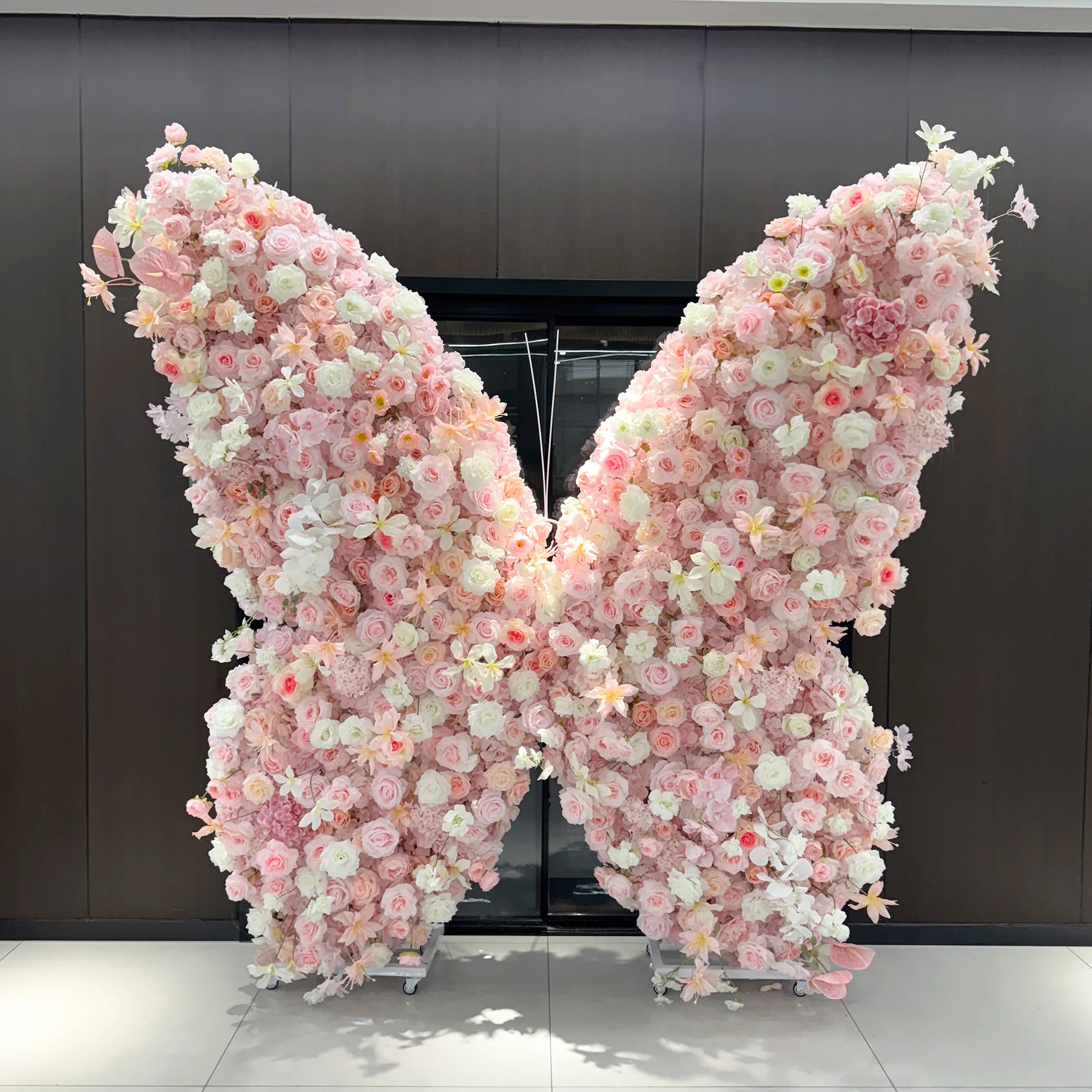 

Foreign trade supply pink butterfly arch flower wall arch wedding arrangement romantic proposal scene background wall decoration