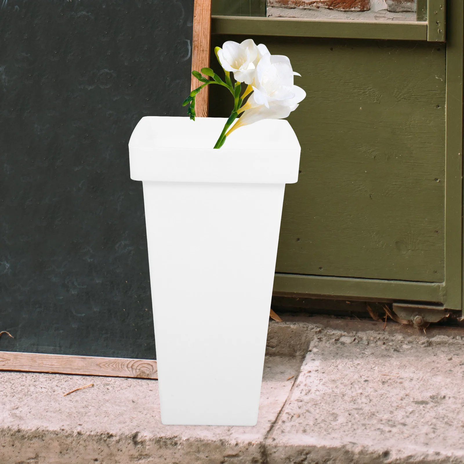 

2Pcs Flower Buckets Plastic Reusable Rustic Floral Containers for Gardening Home Office Balcony Flower Arrangement Vase