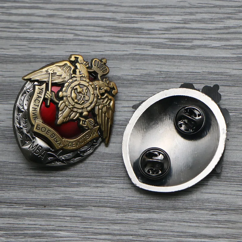 Russian Cheka Medal Soviet Security Double-headed Eagle Lenin Internal Guard Medal, Film and Television Props