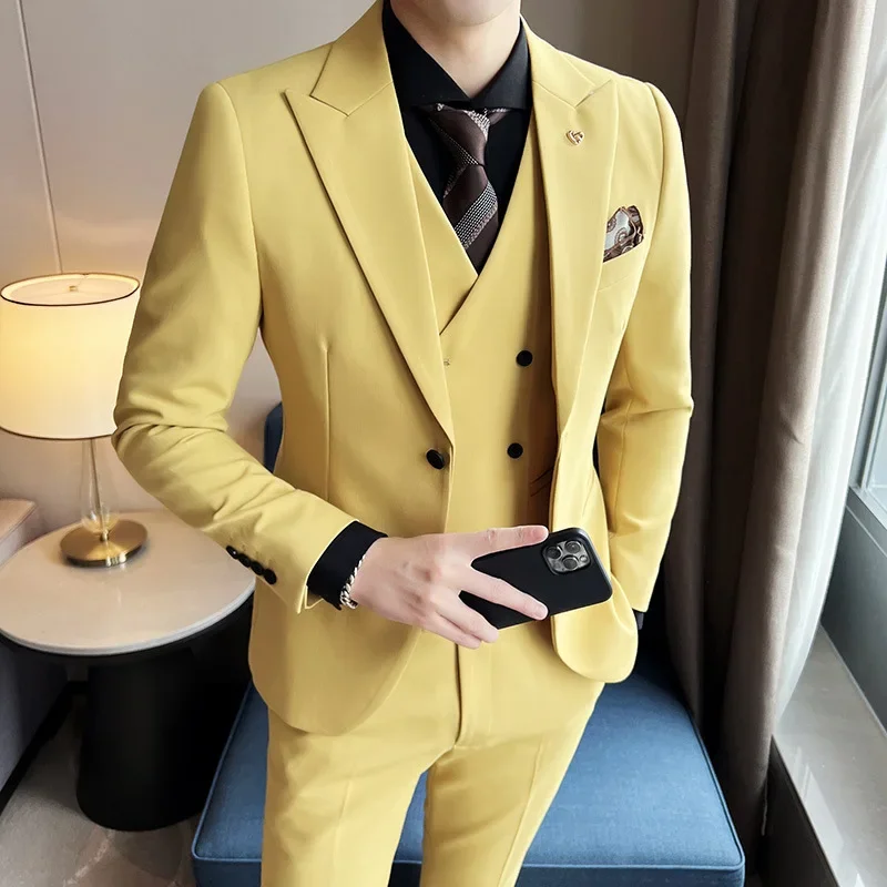 Traje de tres piezas para hombre, traje de negocios coreano ajustado de doble botón, color sólido, ligero, vestido de padrino de boda