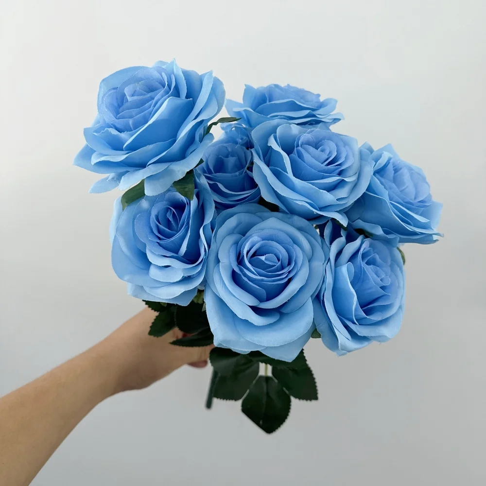 Wunderschöner 9-Kopf-Rosenstrauß, künstliche Blume, blaue Seide, gefälschte Rosen, Brautstrauß, Heim- und Raumdekoration, Hochzeit, Desktop – Detail 5