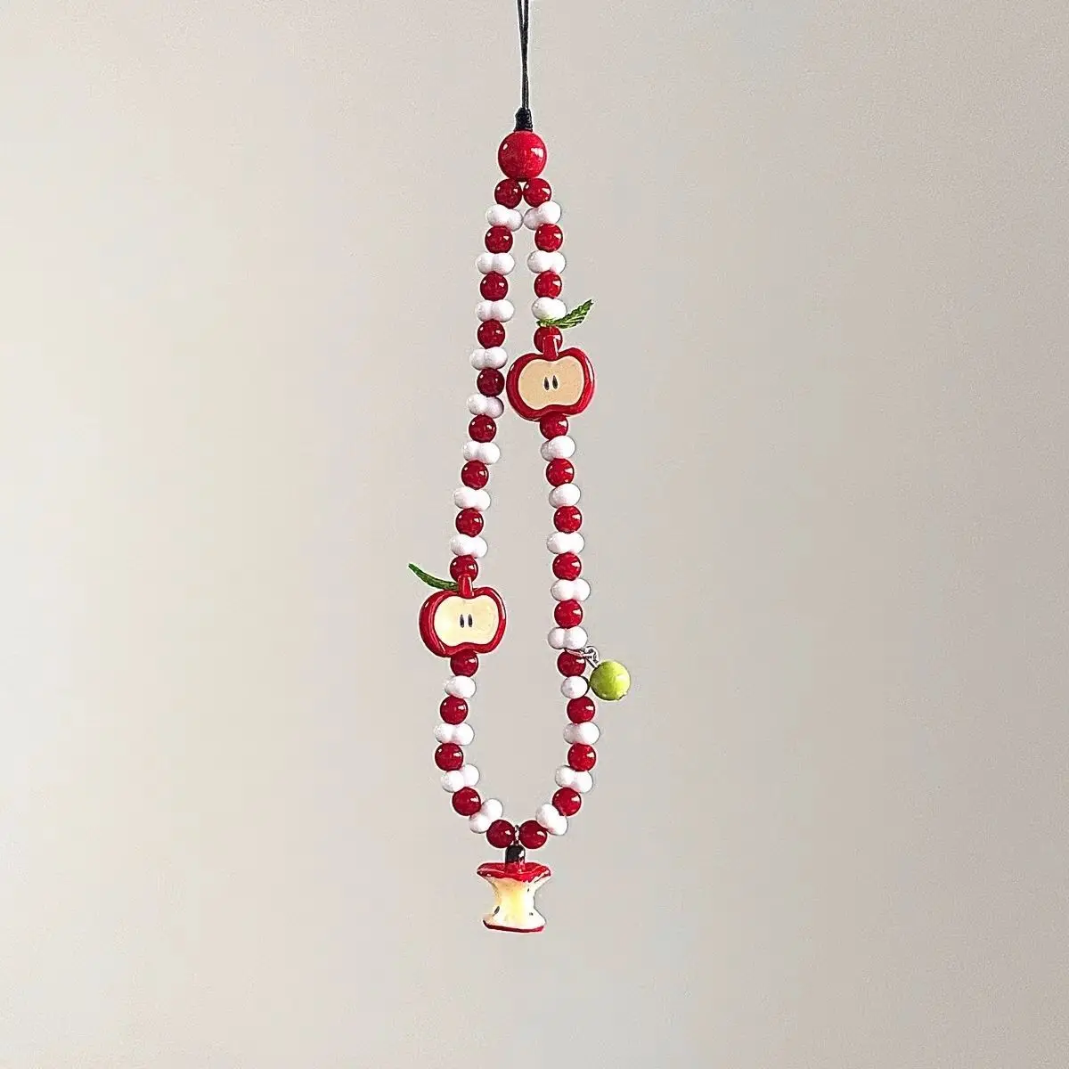 

1Pcs Phone Strap Lanyard With Fruit Charms Pendant Cute XYu Kawaii White Red Bead Handmade Cases For IP 11 Airpods Earphones Ins