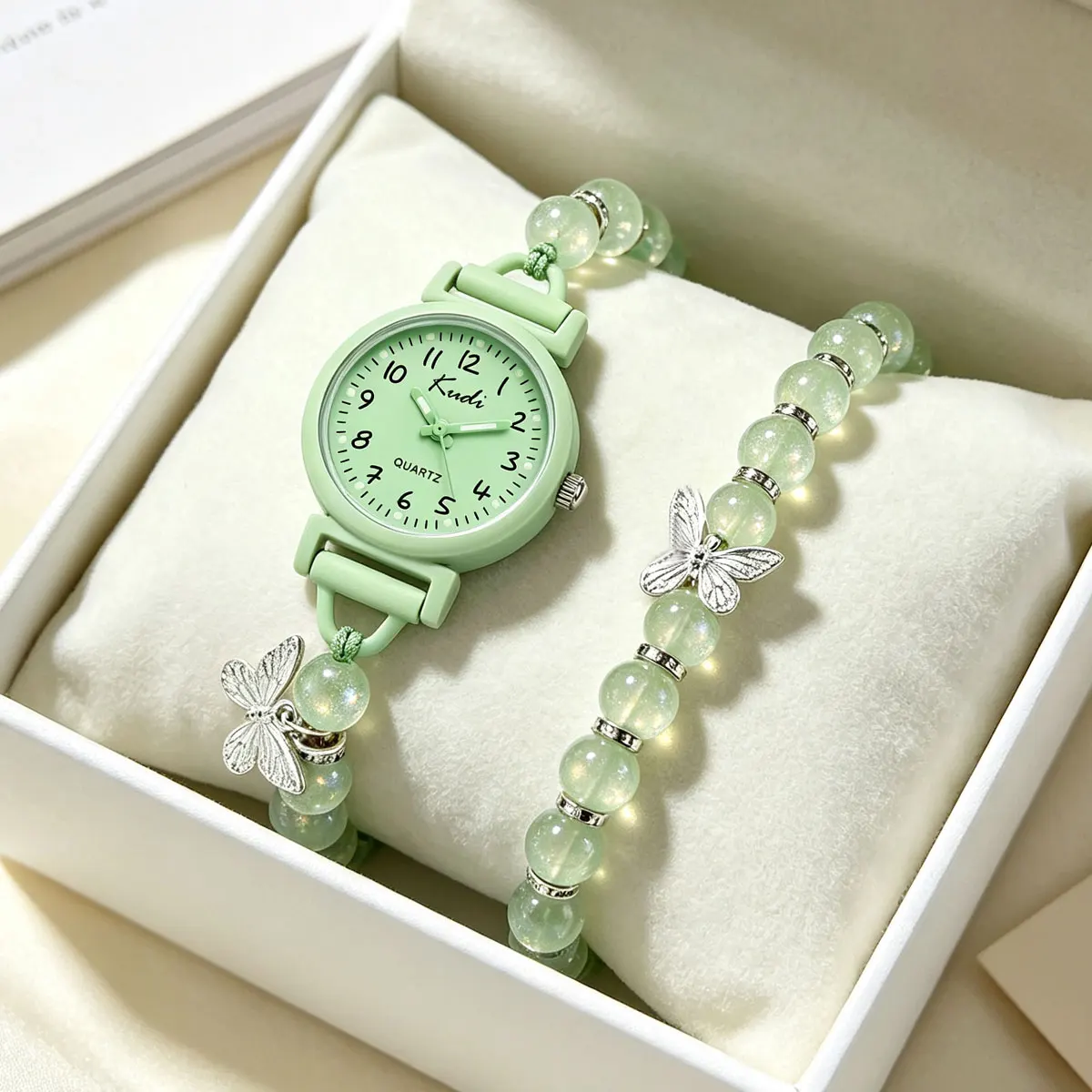 Fashionable Luminous Women's Watch Set with Beaded Bracelet Butterfly Pendant Quartz Timepiece 2-Piece Jewelry Combo