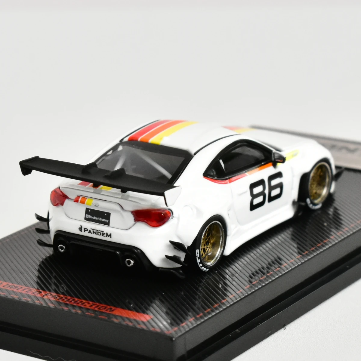 IG Ignition Model 1:64 PANDEM 86 Alloy Car Model