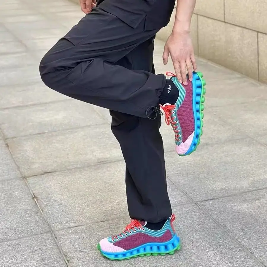 Women's comfortable non-slip sports shoes Marathon carbon plate sports running shoes Men's new breathable lightweight mesh sport