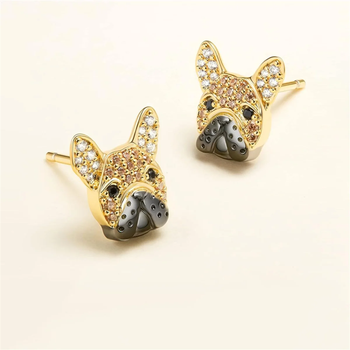 Creative Cute Golden French Bulldog Stud Earrings for Women Exquisite Pet Puppy Earrings Jewelry Holiday Gifts for Dog Lovers