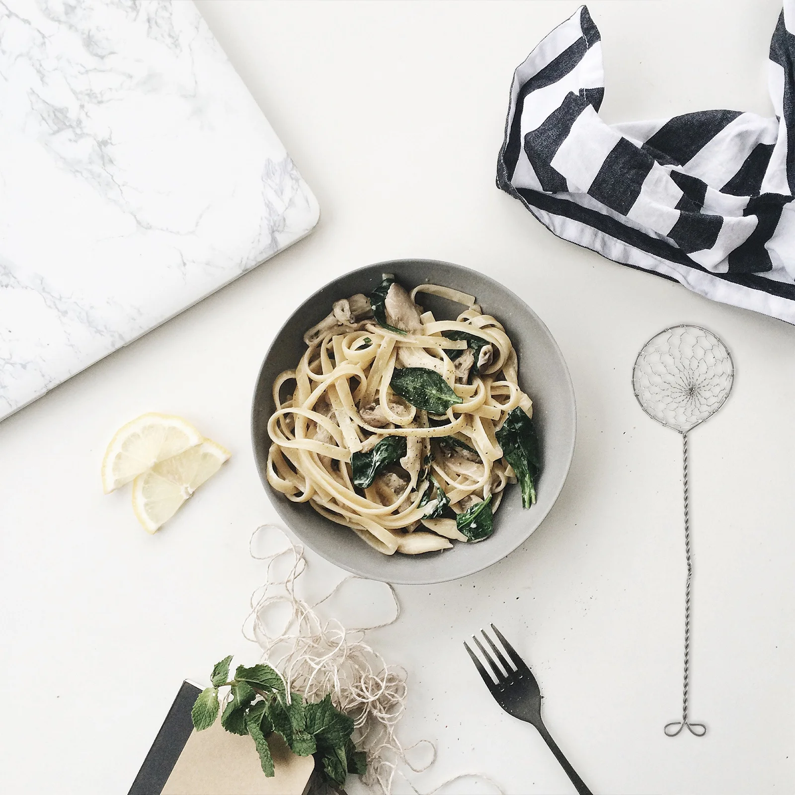 

2pc Stainless Steel Colander Spoon Small Strainer For Hot Pot Noodle Filtering Kitchen Gadget Multipurpose Food Strainer Tool