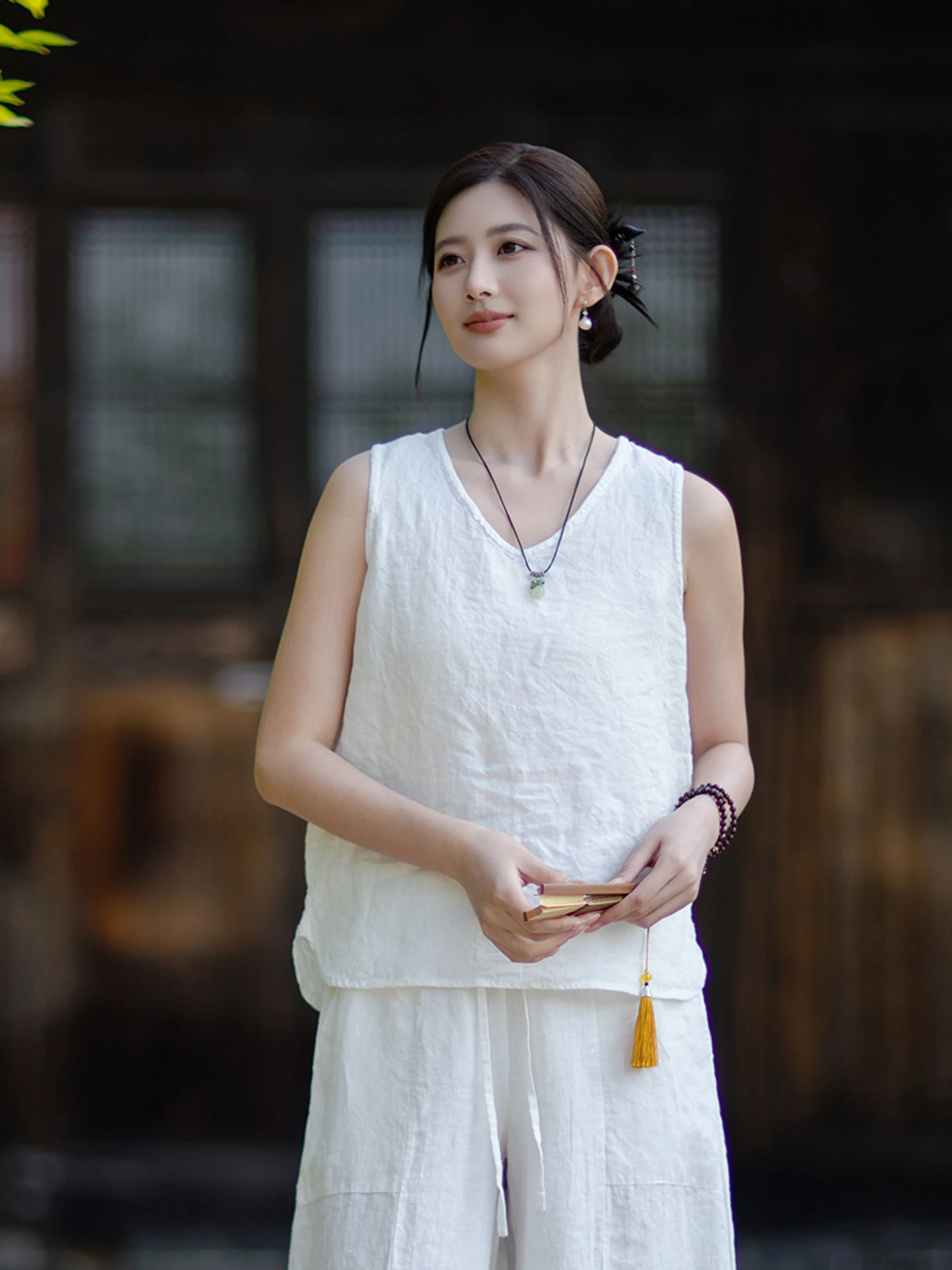 High-End Hanmă Vest Women Summer New Artistic Simple Inner Wear Loose Feel Outerwear V-Neck Sleeveless Top Fashionable Breath...