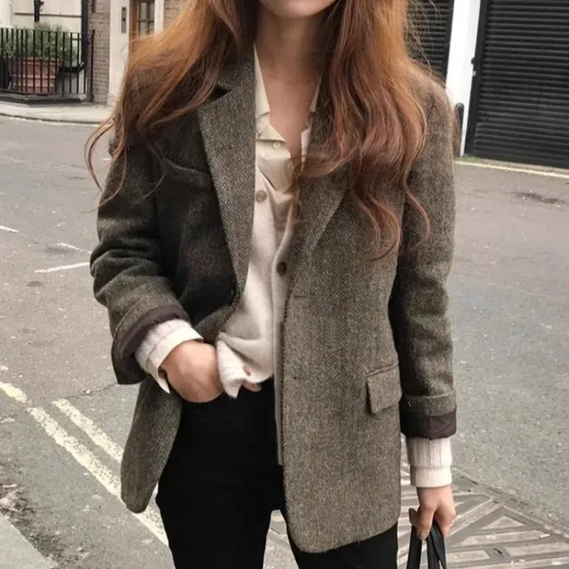 

Women's Winter Short Wool Blazer Coat Jacket Khaki Brown Herringbone Vintage Woolen Overcoat Female Warm Outerwears 2024