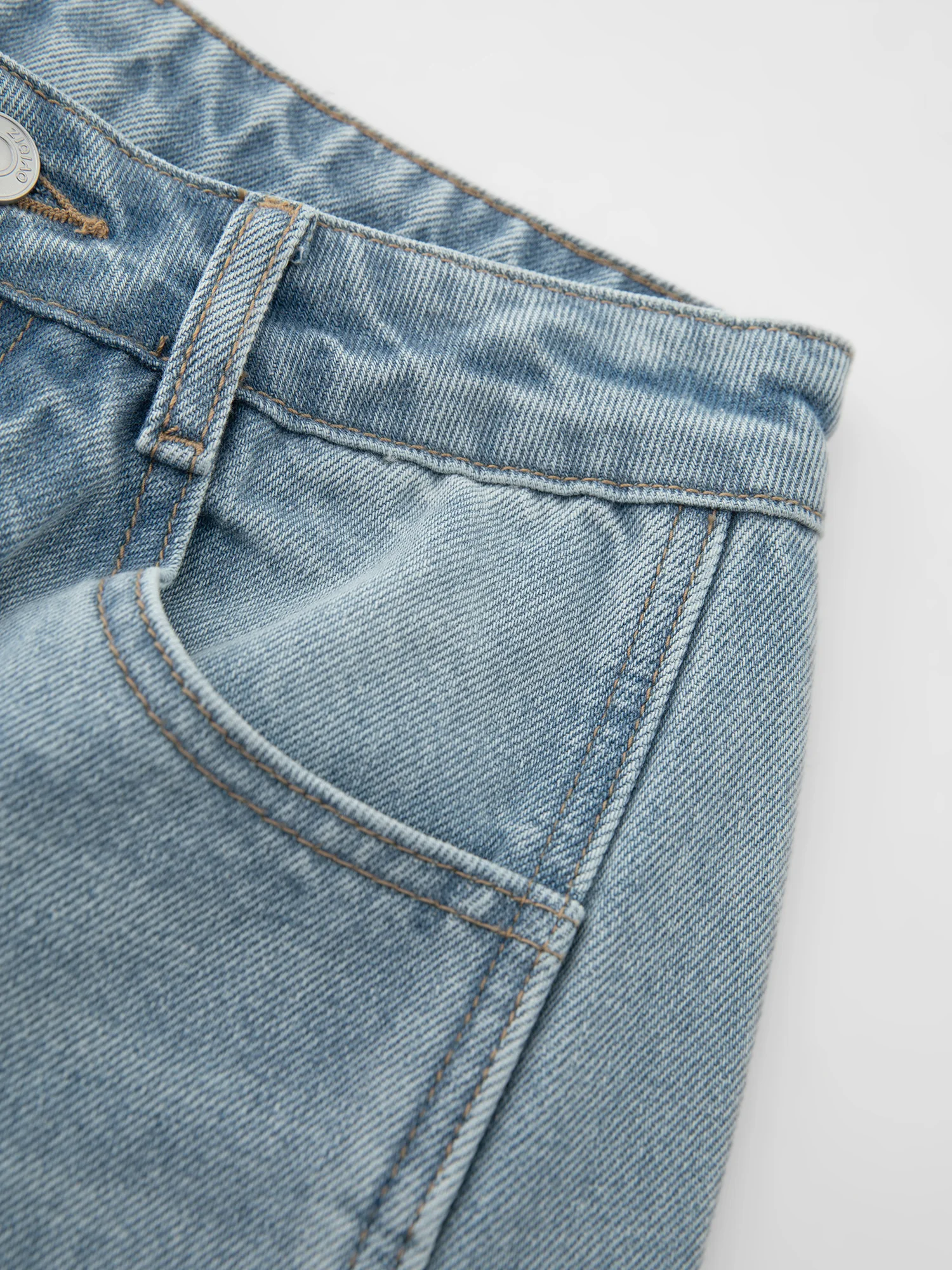 ZIQIAO Petite Light Blue Side Seam Forward Straight Wide-leg Jeans for Women 2025 Hip-covering Floor-length Pants 25ZQ93116