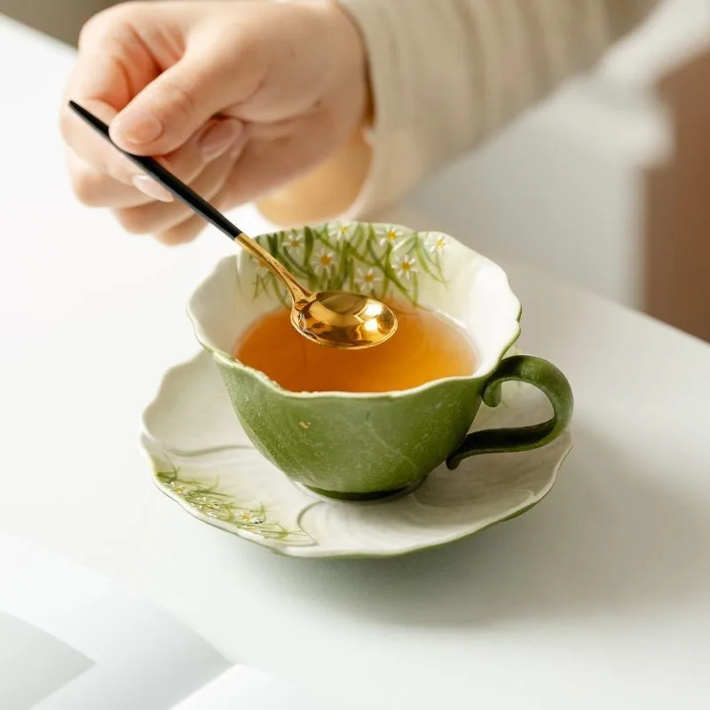 Chinese Style Spring Daisy Pattern Ceramic Tea Cup Ladies' Drinking Cup With Plate Pure Hand-painted Coffee Cup Plate Set ZJ234 3