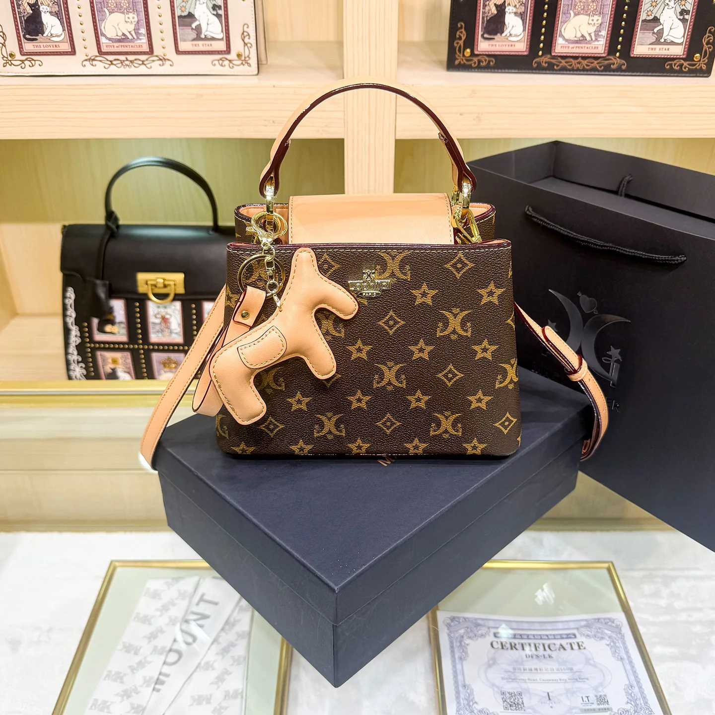 

Fashionable Ladies Handbag Leather Crossbody Bag By Famous Designer For Women - Shoulder Tote Elegant Classic