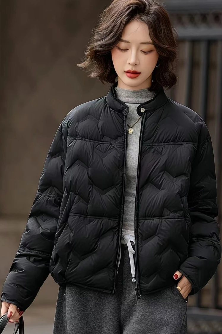 

Autumn and Winter New Women's Down Jacket Round Neck Commuter Casual Light Jacket