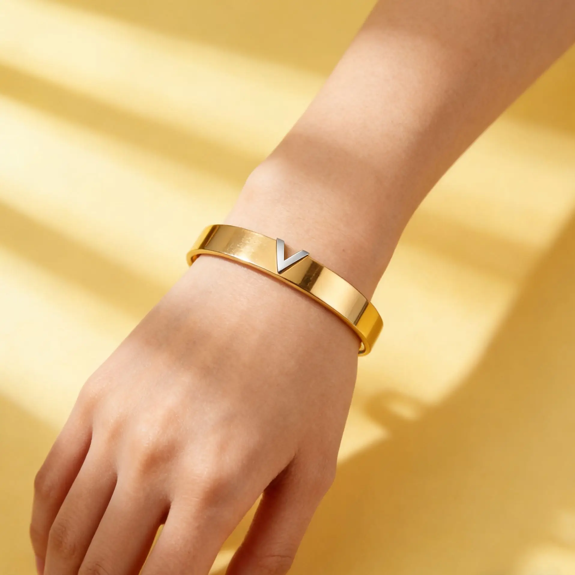 Fashionable Geometric Titanium Steel Bracelet Classic Trendy Lightweight Luxury Source Home Cross-Border Accessory