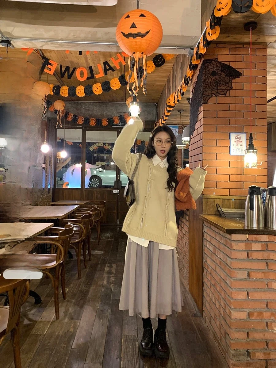 

Tie-Dye Striped Hollow out Knitwear Women's Faion Autumn Winter Sweater Crossbody Two-Way Wear Layering Color Blo Sweater