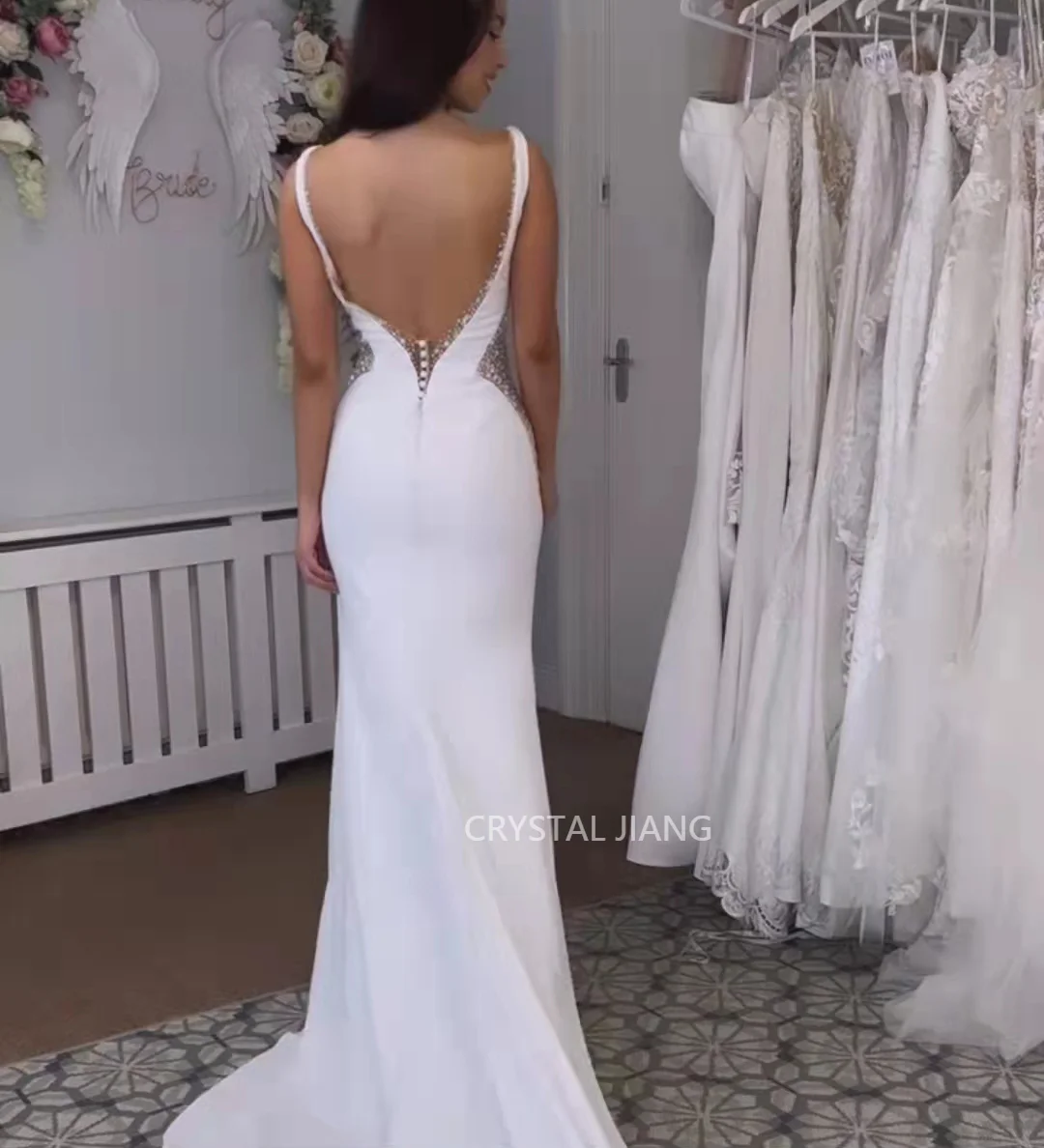 White V Neck Satin Wedding Dresses Sleeveless Backless Vestido De Novia A Line Sweep Train Bridal Gowns