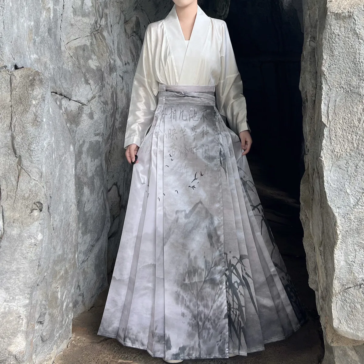 

Династия Мин улучшает костюм ханьфу в китайском национальном стиле с принтом, юбка с конским лицом, рубашки, женские рубашки ханьфу для косплея