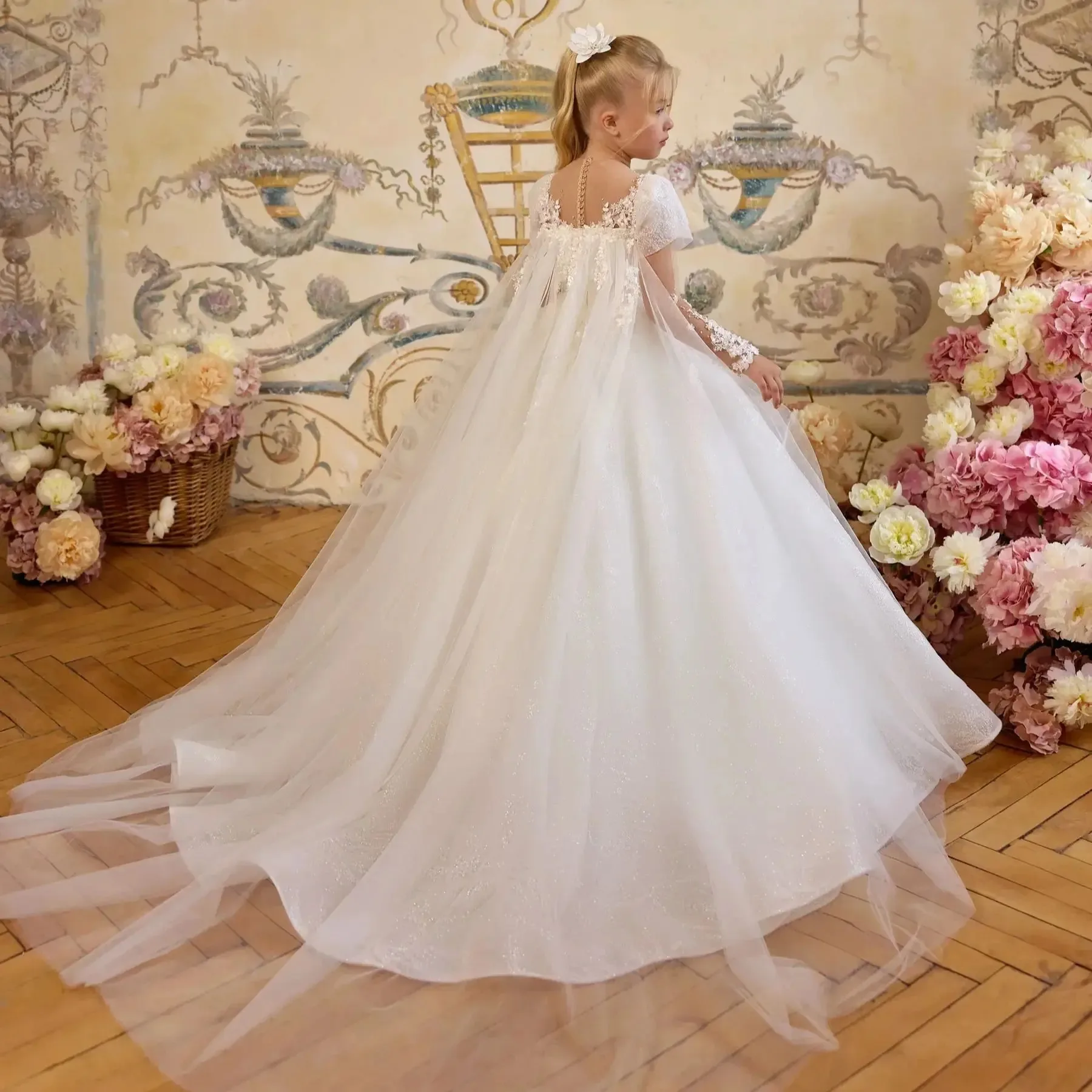 

Customized Lace Flower Girl's Dresses for Wedding With Wrap Ball Gown First Communion Dress Baby Girl Birthday Party Gowns