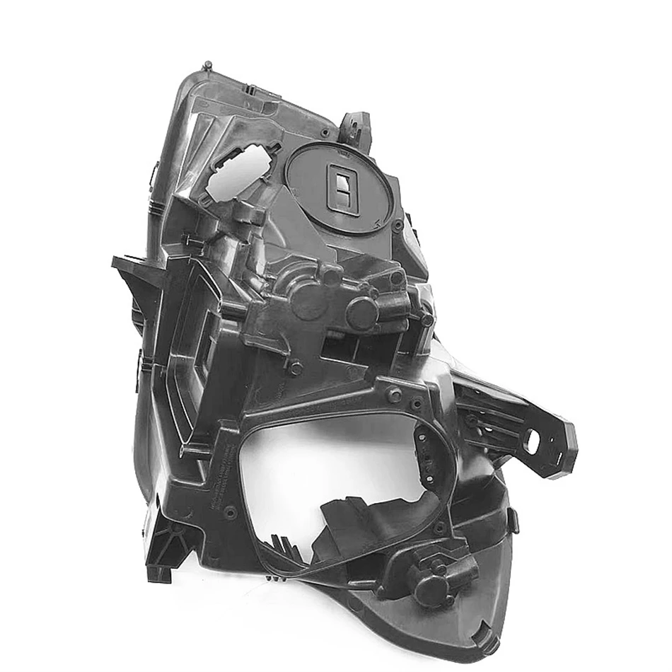 

For Mercedes Benz W176 2016 2017 2018 Replace the car headlight base black plastic rear shell