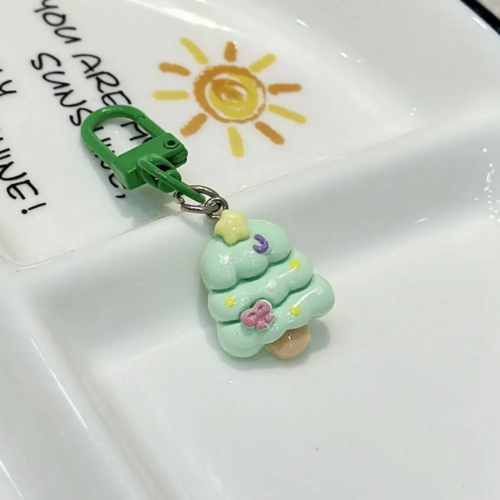 Cute Christmas Tree Keychain Hanging Ornament Anti-Lost School Bag Pendant Multi-purpose Resin Doll Accessories Christmas Gift