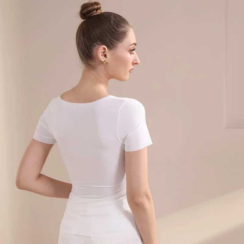 Camiseta interior de seda de hielo sin costuras, camisola ultrafina de color piel para mujer, Top de manga corta, Ideal para camisas blancas transparentes