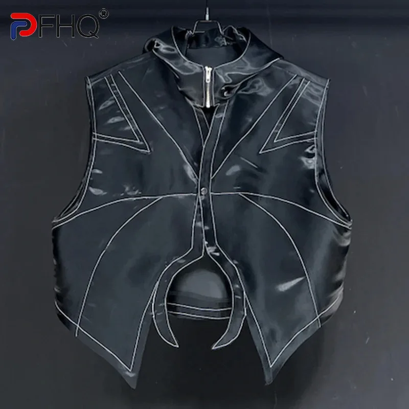 

PFHQ Darkwear Hooded Sports Male Vest High Street Handsome Short Breathable Summer Men's Button Original New Waistcoat 21Z4445