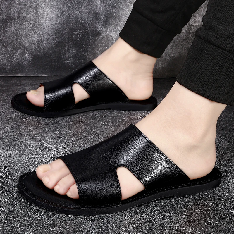 

Hand-Stitched Men's Leather Sandals | Artisan Double-Needle Welt Construction | Breathable Summer slippers