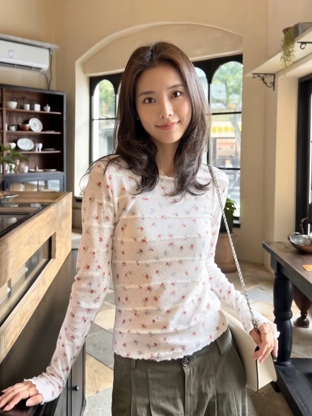 Floral Lace Trim Slim Fit Long Sleeve T-Shirt Women's Base Shirt Single Wear Korean Style Precise Small Top Casual Style