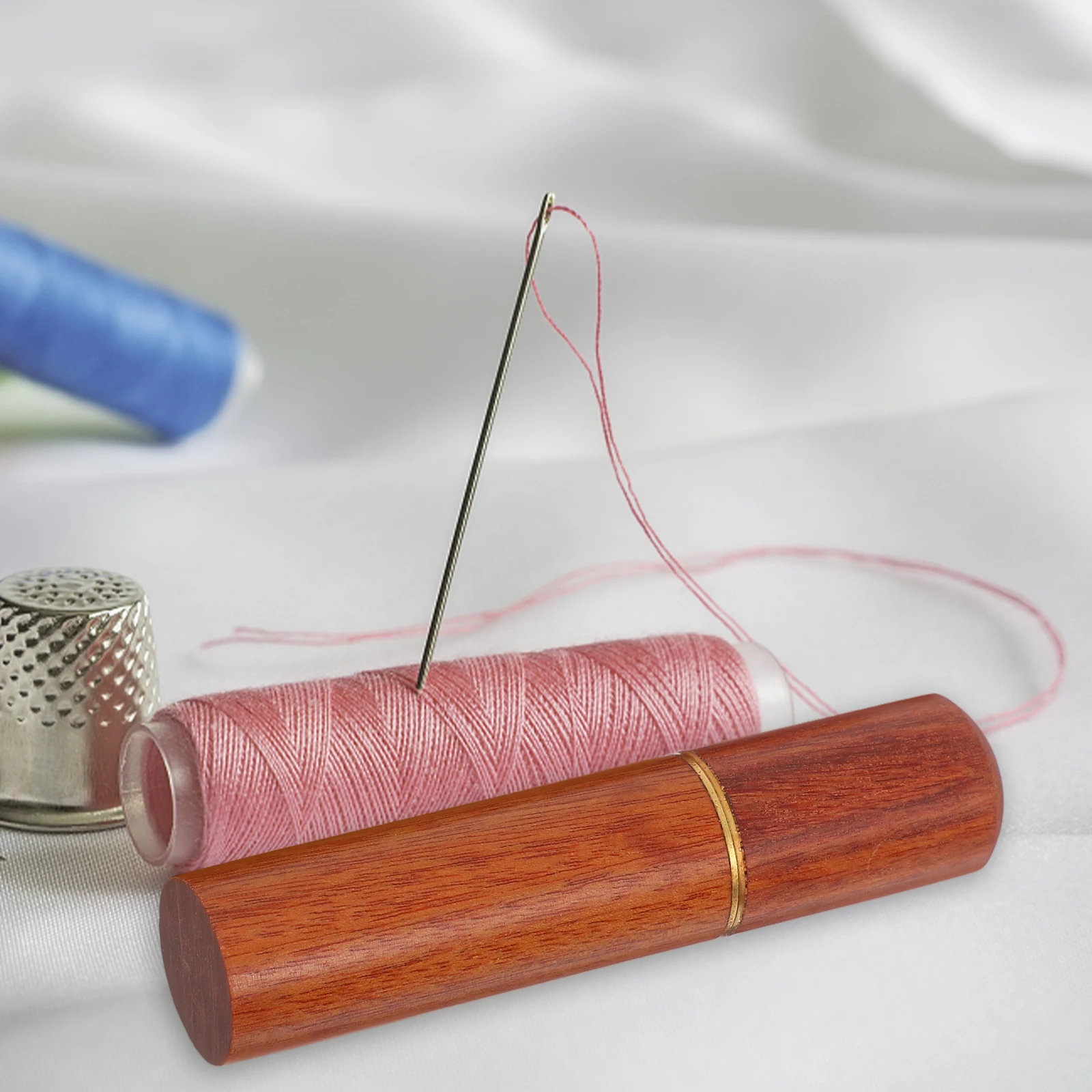 

4Pcs Threading Needle Box Strong Texture Needle Case for Organize Sewing Needles Holder Wood Style Container for Daily Use