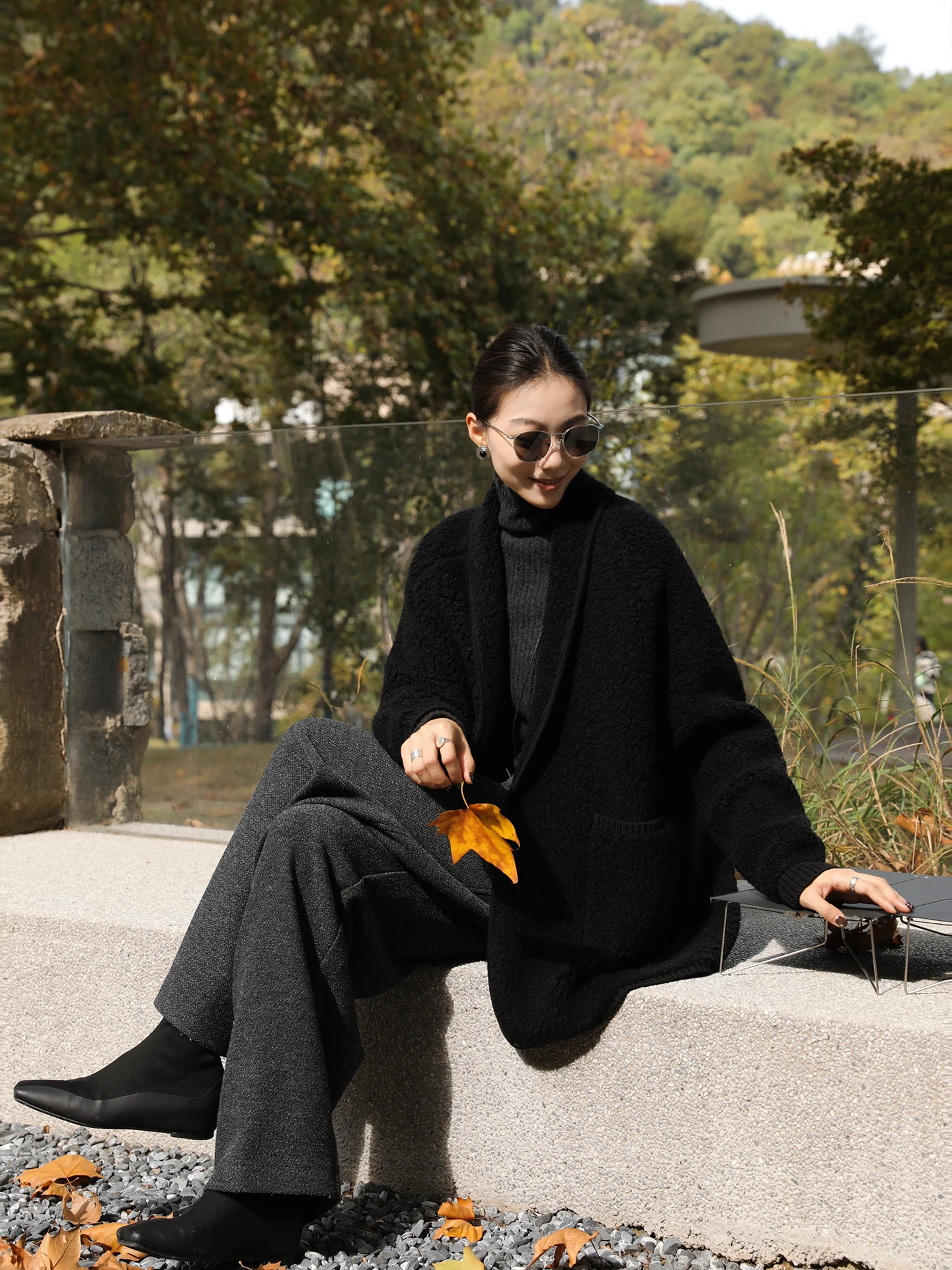 

Zhou Zhou【Sujue】Thiened Woolen Knitted Sweater Winter Warm Mid-Length Women's Outerwear V-Ne Long Sve Straight Cut