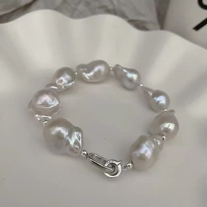 

Natural Large Baroque Pearl Fish Tail Bracelet S925 Silver Fashion Versatile