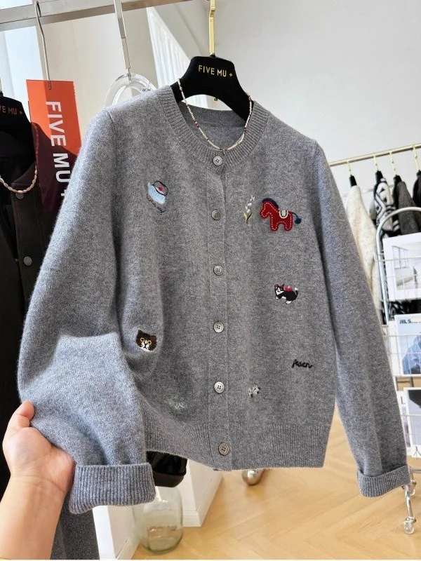 

Large Size 300 Pou Design Sense Cartoon Embroidery Long Sve Knitted Sweater Men's Early Spring New Loose Sweater