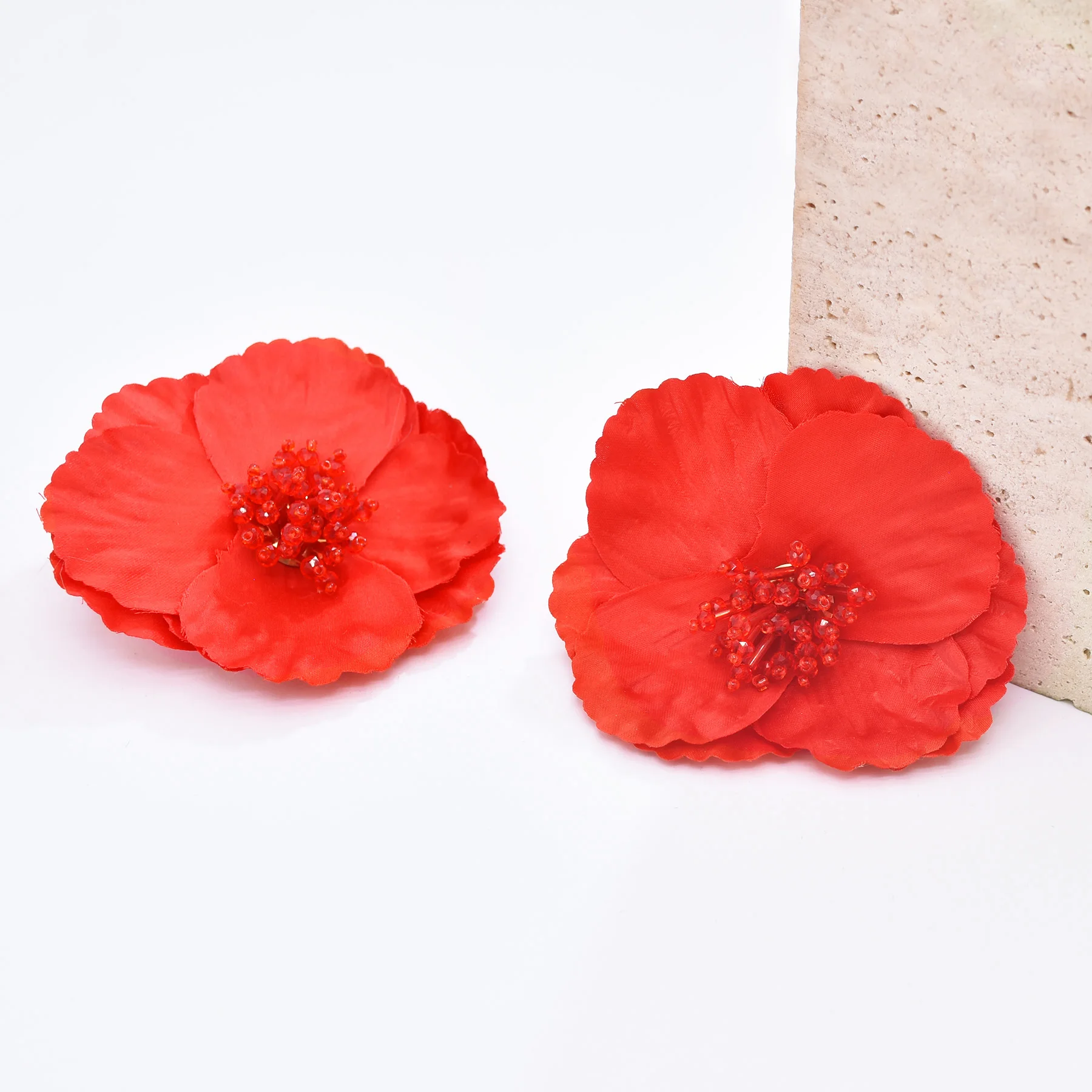 Trendy Red Flower Seed Bead Stamen Stud Fabric Earrings for Women Fashion Elegant Jewelry Big Exaggerated Female Accessories