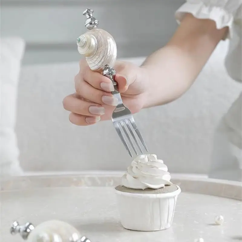 Nature Snail Conch Shell Handle Dessert Steak Stainless Steel Knife Fork Spoon Castle Dinnerware Tabletop Decor
