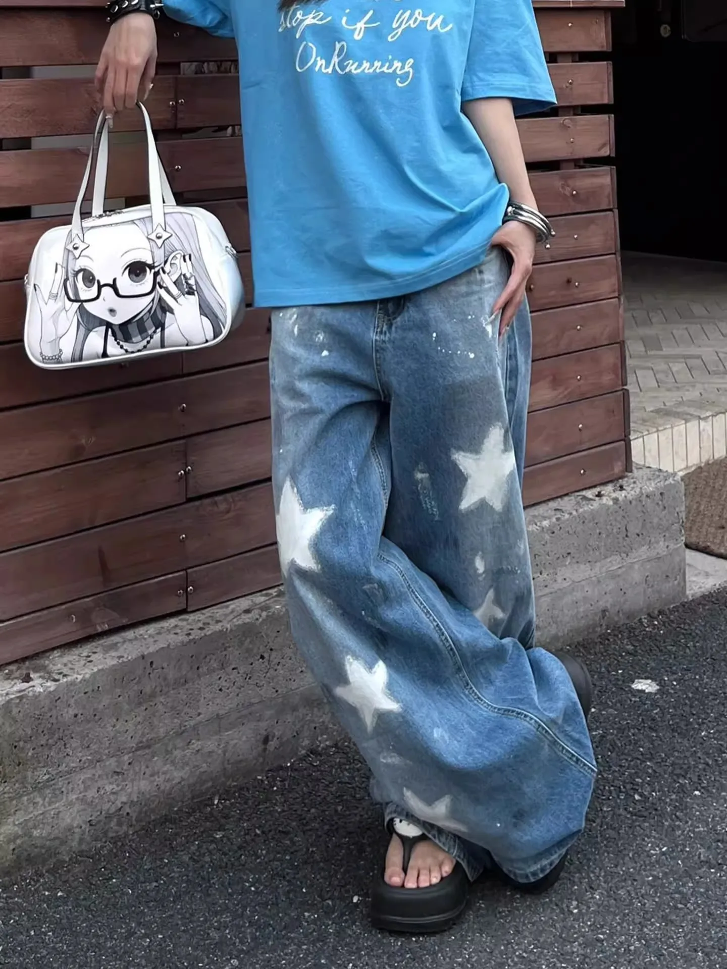 

Джинсы с принтом звезд в стиле американской уличной моды, унисекс, трендовые, винтажные, с эффектом окрашивания, широкие, длинные, повседневные, дышащие, прямые.