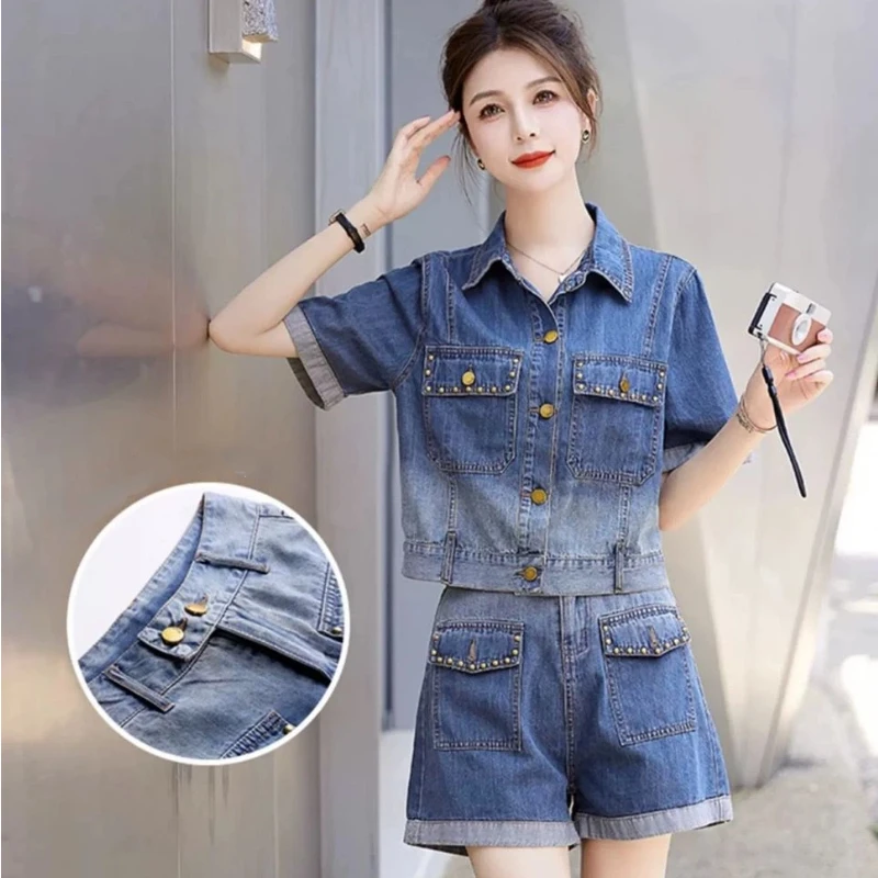 

2026 new trend summer gradient color denim pullover short-sleeved top and shorts set - fashionable and retro casual denim outfit