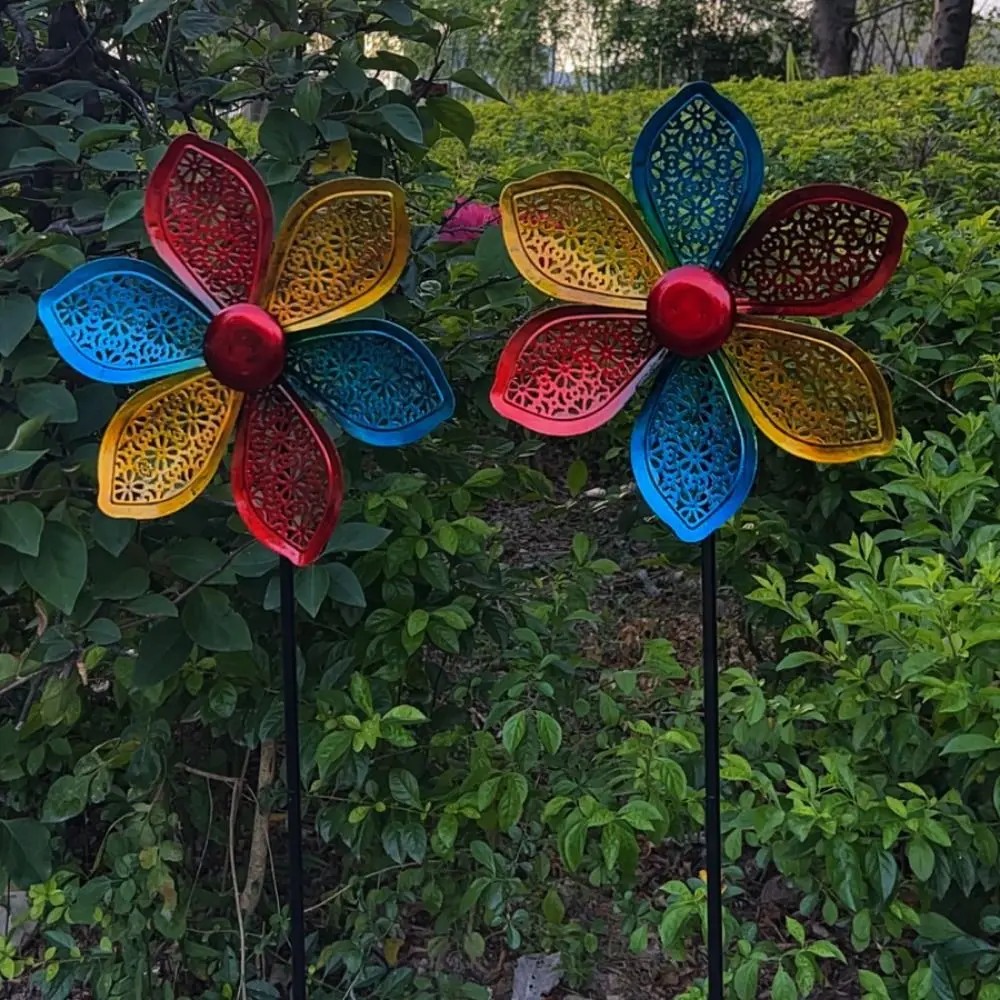Nieuwe metalen windspinner Iron Art Nordic Multistyles Rotator Iron Inground windmolen Outdoor roterende binnenplaats windmolen