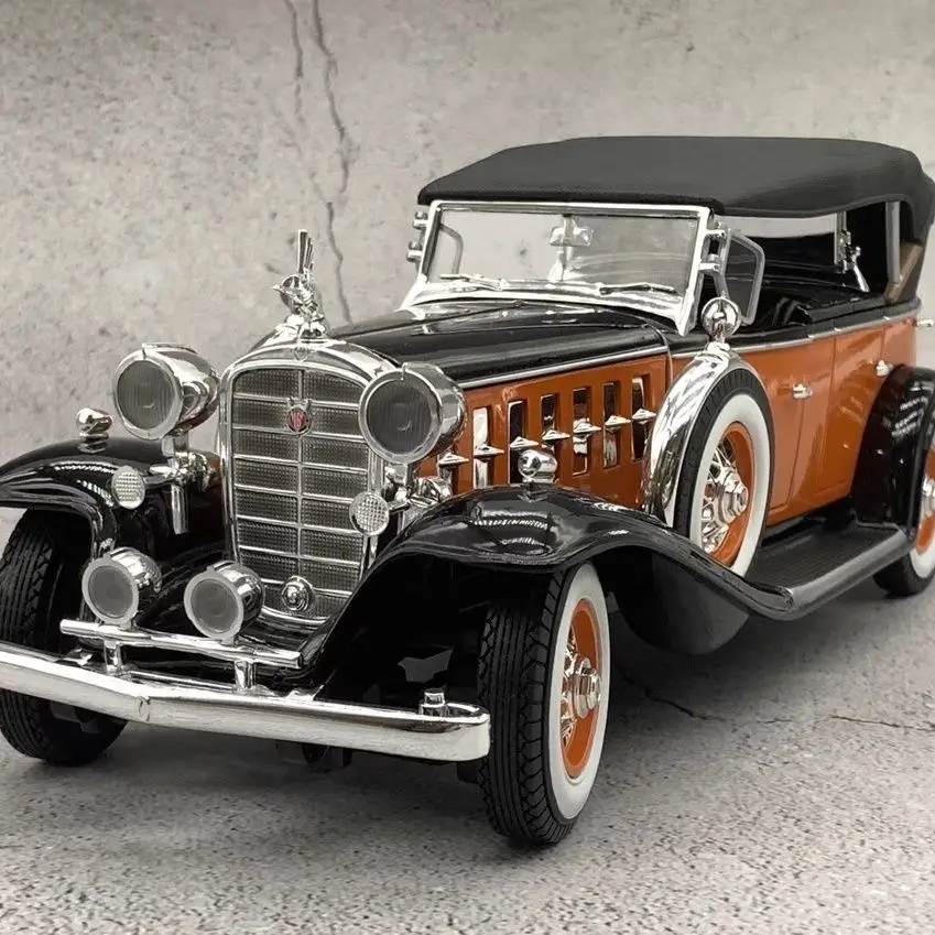 Auto World 1/18 1932 Cadillac V16 Sport Phaeton Modelo de Coche de Aleación