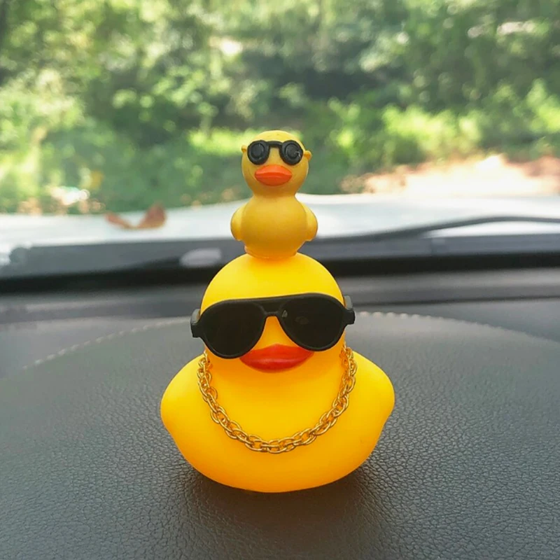 

2pcs Cartoon Duck Design Car Ornament, Car Yellow Rubber Duck, Duck Dashboard Decoration