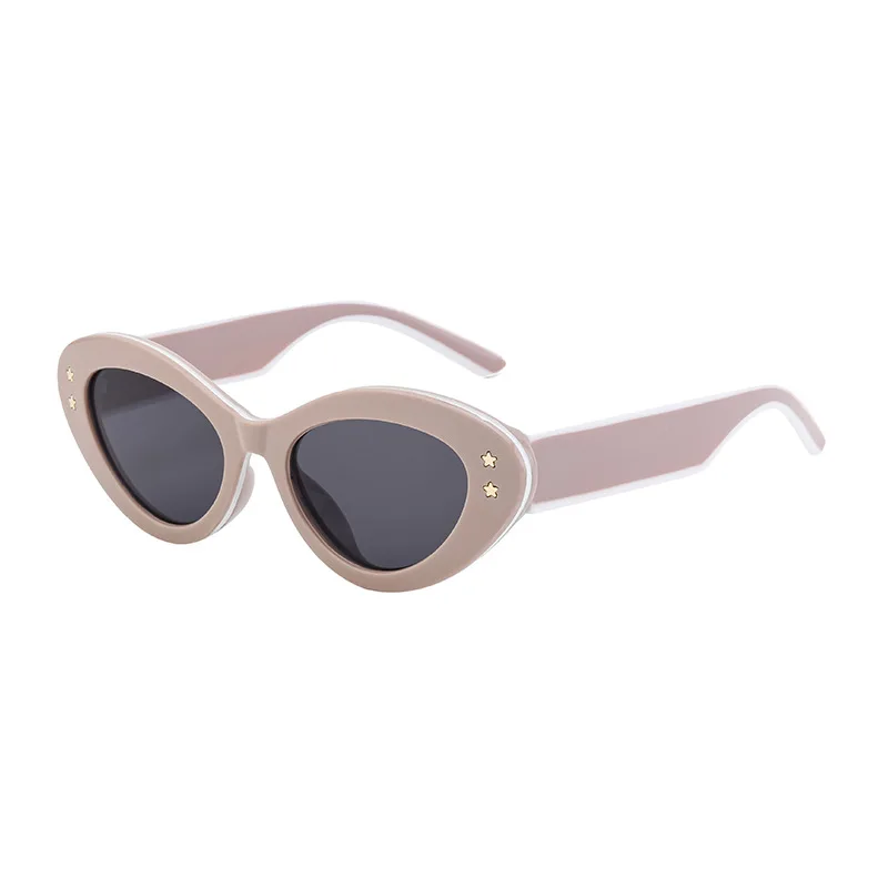 New Fashion Summer Cateye Frame Oval Sunglasses Star Women Retro Brand Designer Sun Glasses Ladies Elegant White Shades UV400