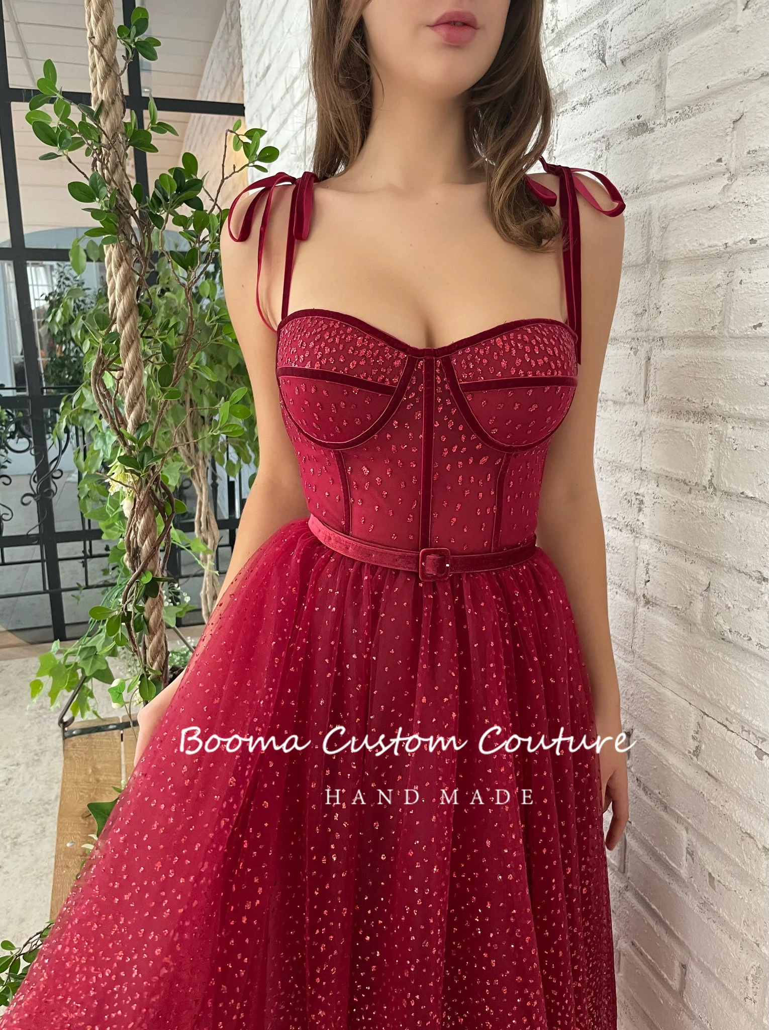 Booma Gaun Prom Tulle Glitter Warna Merah Anggur Gaun Pesta Pernikahan A-Line Panjang Teh Tali Terikat Manis Gaun Malam Formal Midi