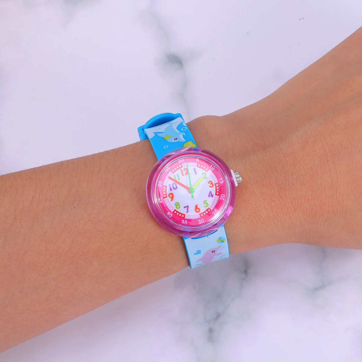 Детские часы с героями мультфильмов, силиконовые игрушки, гладкая поверхность, удобные и прочные детские наручные часы, длительное использование, сувениры для детского душа