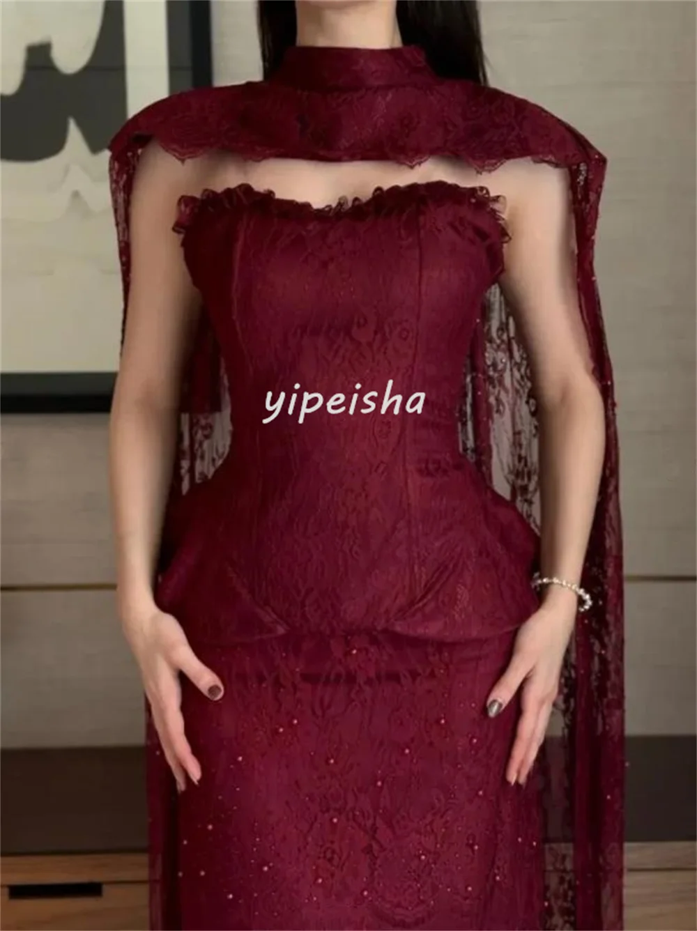 تخصيص مطابقة معقدة الدانتيل الطية Ruched اللؤلؤ الديكور مستقيم عالية الياقة فساتين متوسطة الطول فساتين مناسبة مخصصة رسمية