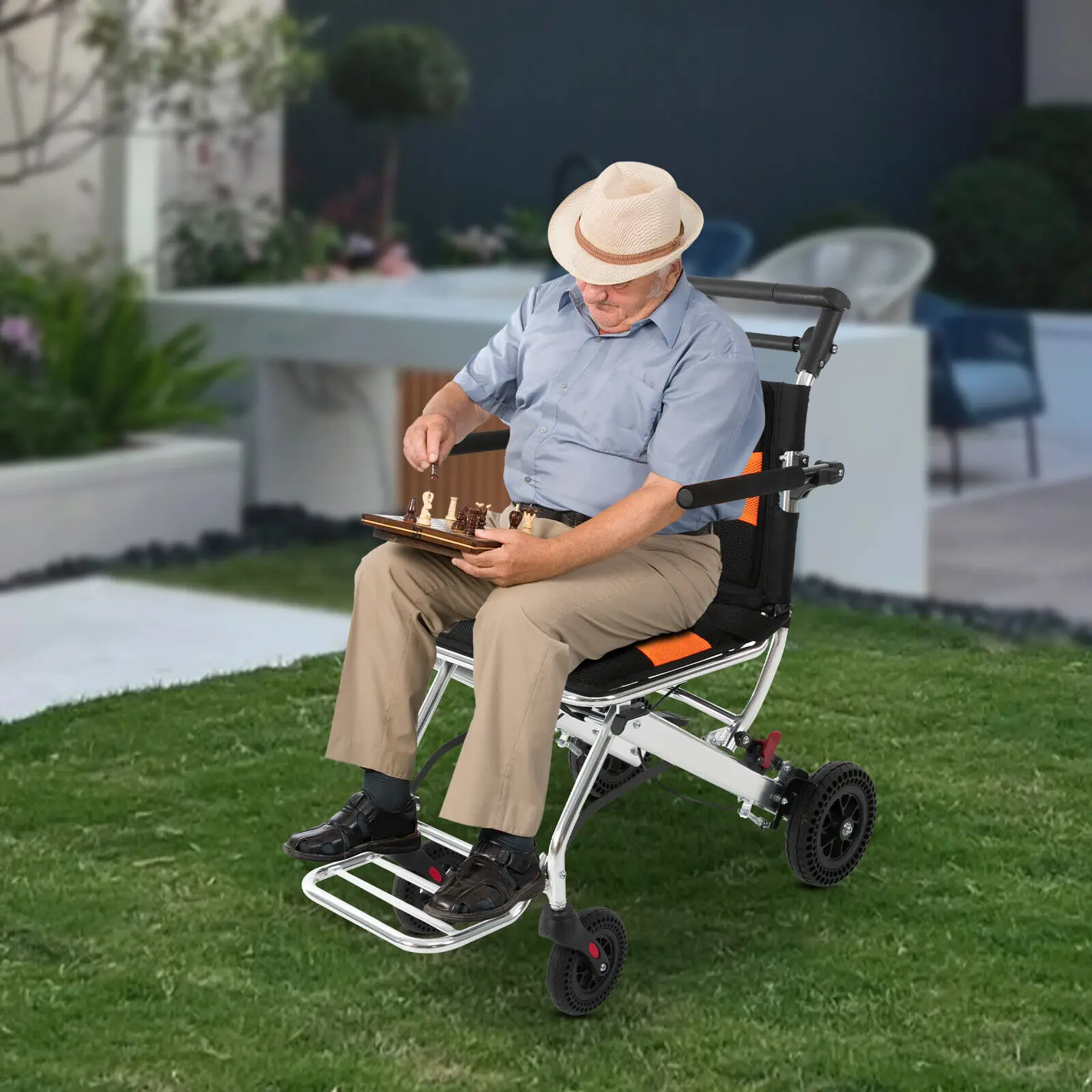 كرسي متحرك قابل للطي من Travel Freedom لكبار السن، خفيف الوزن وسعة 352 رطل للنزهات #3