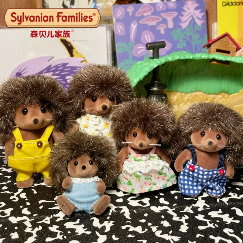 

Оригинальный семейный комплект с изображением ежика Сильванской семьи, фигурки кукол, украшения для комнаты, Коллекционная модель, Рождественский подарок, игрушка