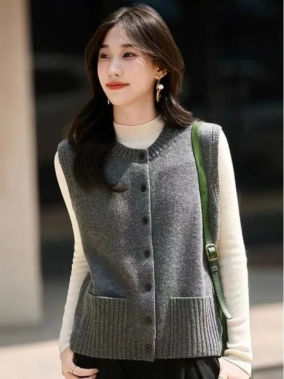 

Oule Brand Women's Knitted Woolen Vest Open Cardigan Svel Layering Base Autumn Faion Soft Polyester Camere Blend
