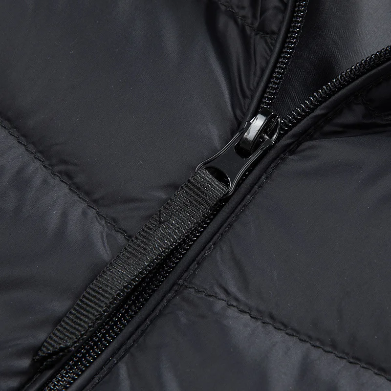 Men's Hooded Warm Puffer Jackets 2023 New Arrivals Winter 90% White Duck Down Ultra Lightweight Water Wind-Resistant Men Coats